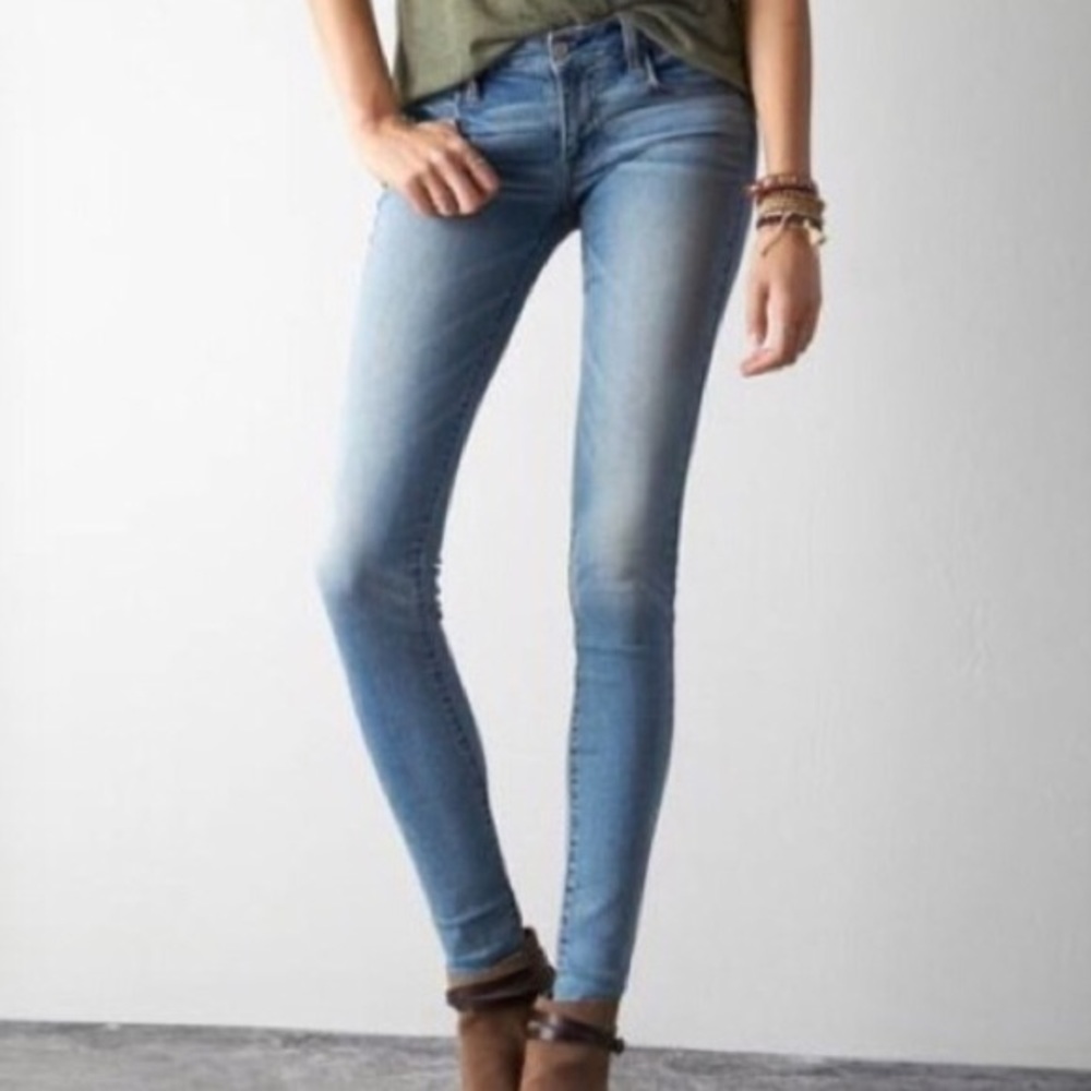 NWOT American Eagle Jeans /Jeggings